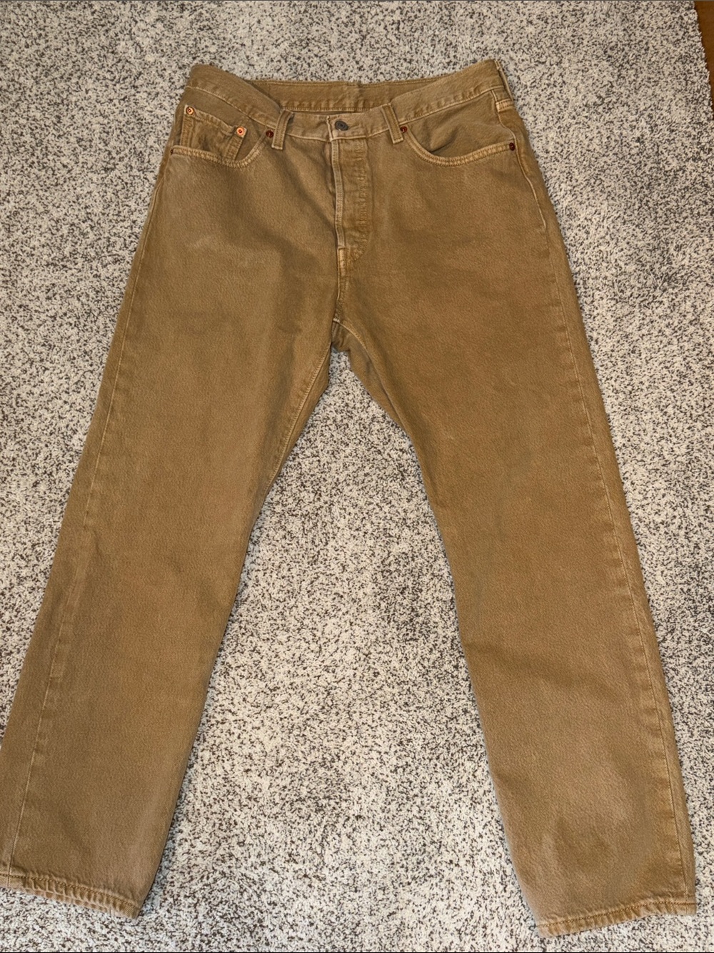 Levi's 501 Men's Tan Jeans with Button Fly 31” X 30”